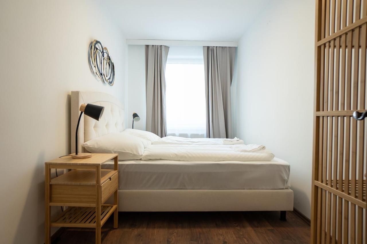 A Spacious 3-Bedroom Apartment With King-Size Beds Is Located Within 5 Minute'S Walk From The Prater Вена Экстерьер фото