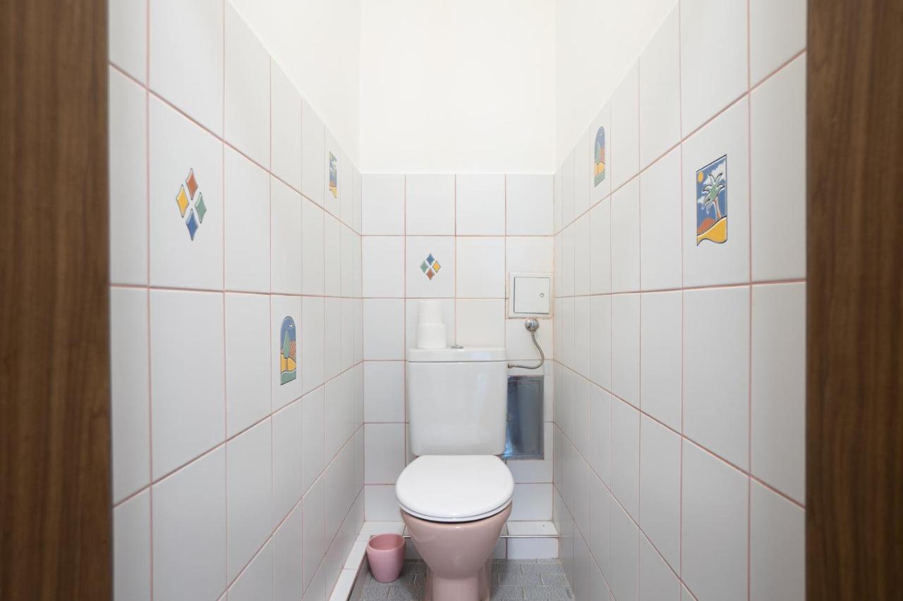A Spacious 3-Bedroom Apartment With King-Size Beds Is Located Within 5 Minute'S Walk From The Prater Вена Экстерьер фото